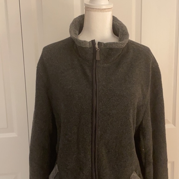 Jones New York Women’s XL Gray Comfy Zip Front Sweater - Picture 2 of 13